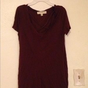 Loose-fitting cross T shirt